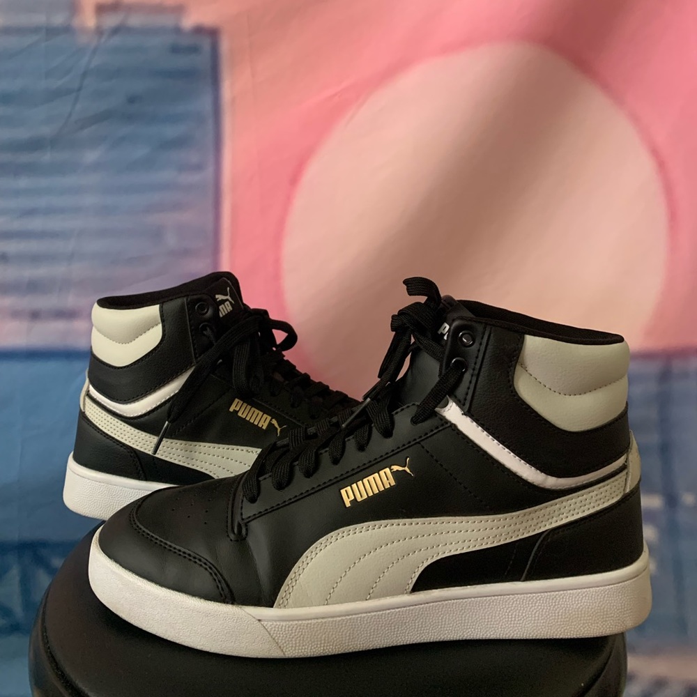Puma narrow high tops!!🤗